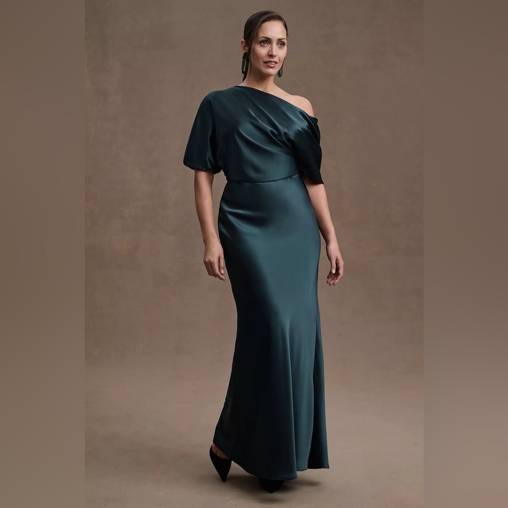 NWT Anthropologie Amsale Pryce Off-Shoulder Satin Column Dark Green Gown Size 10